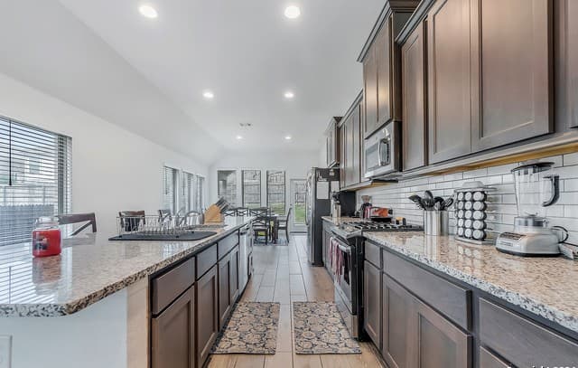 2721 Barkey Springs — photo 4