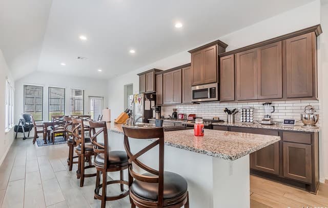 2721 Barkey Springs — photo 5