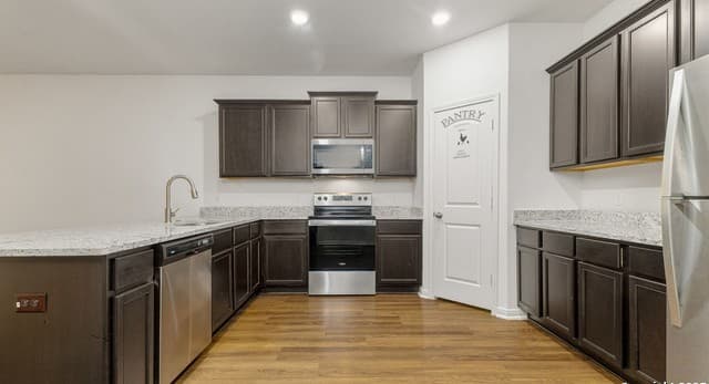 15102 Jetfire Point — photo 4