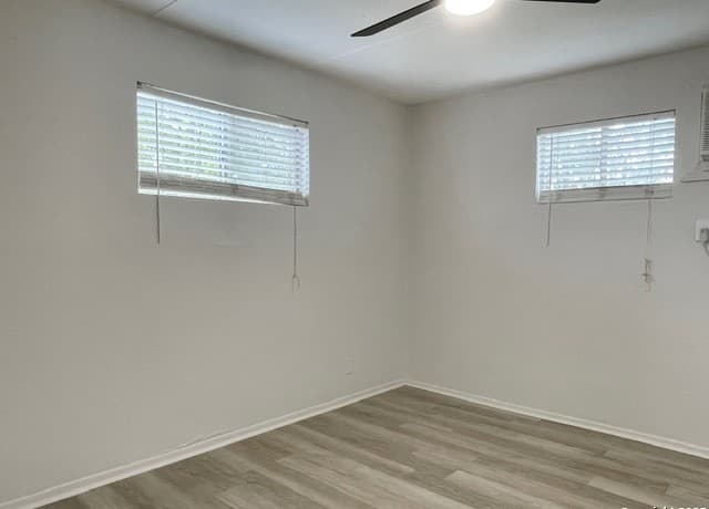 1-bedroom rental at 347 Ware Unit 19 in San Antonio, TX — photo 5