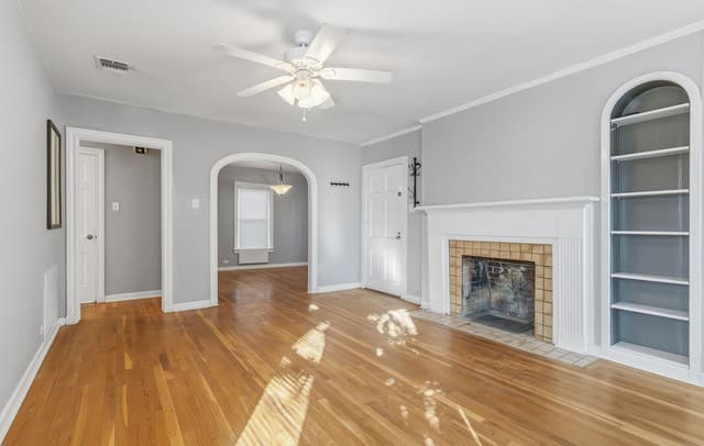 410 S Park Blvd — photo 5