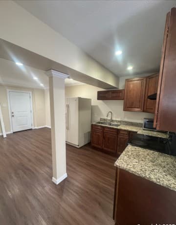 219 Silver Sands Unit 1 — photo 2