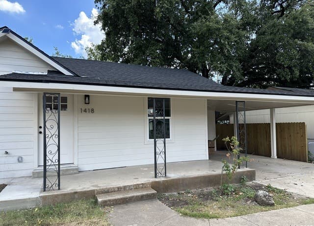 1418 Essex — photo 2