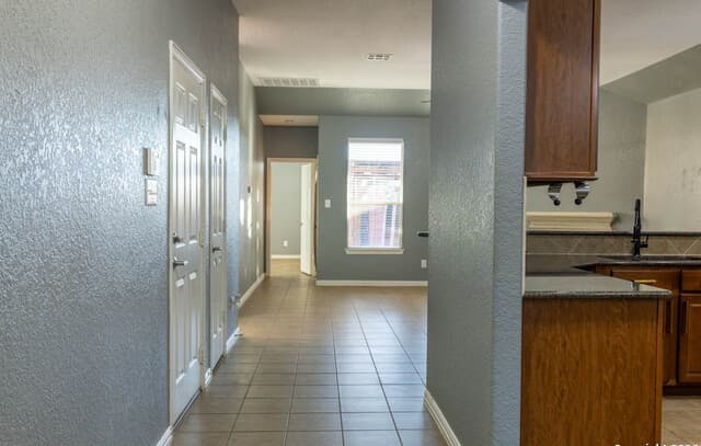 5440 Calton Bend — photo 4