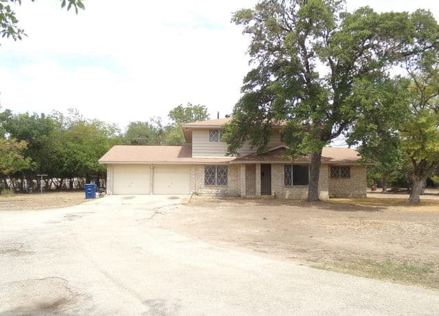 5975 Babcock — photo 1