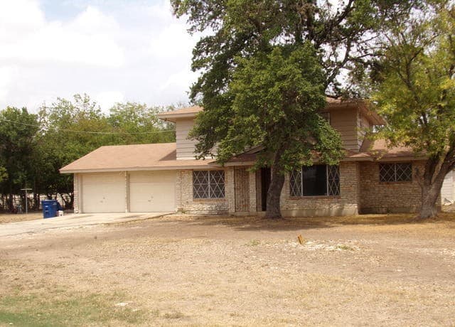 5975 Babcock — photo 2