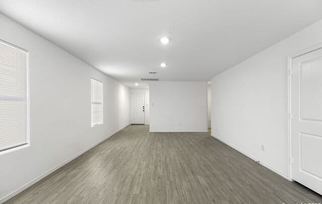 9907 Jenney Grist — photo 4