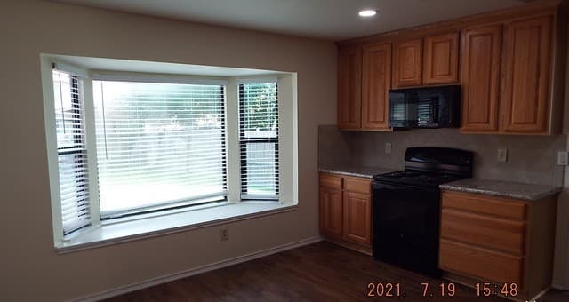 6311 Encanto Point — photo 5