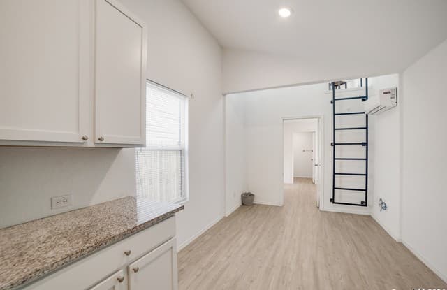 4247 Thalweg Way — photo 3