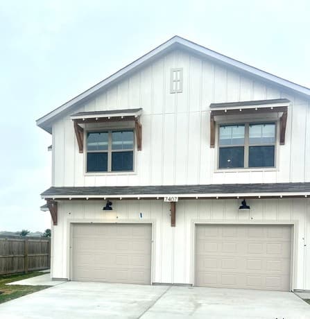 7407 Gramercy Way Unit 102 — photo 1