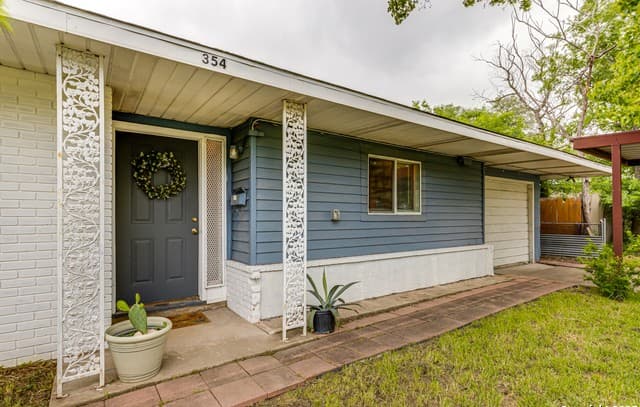 354 Brettonwood Dr — photo 2