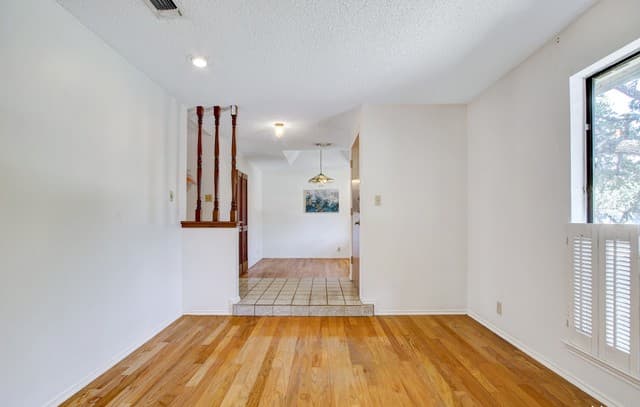 5538 Timber Canyon St — photo 2