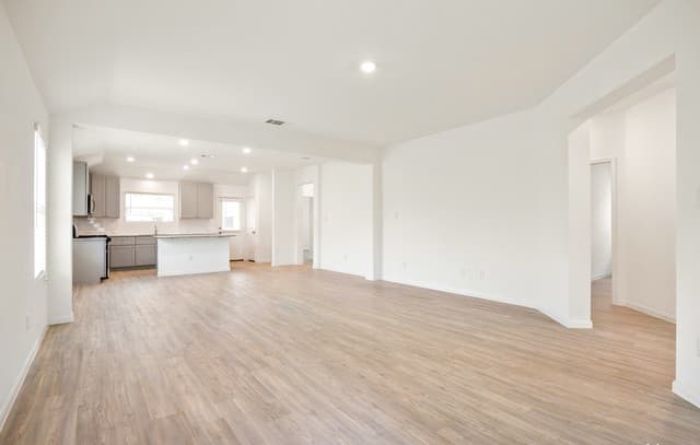 9250 Landa Fls — photo 5