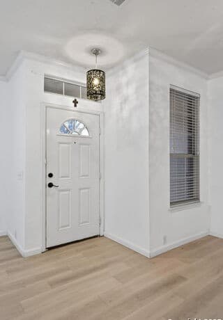 2642 Grayson Way — photo 3