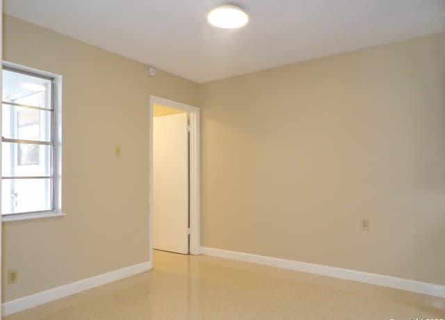 5637 Walzem — photo 2