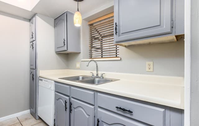 11843 Braesview Unit 301 — photo 2