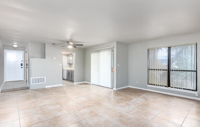 11843 Braesview Unit 301 — photo 3