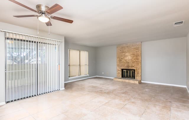 11843 Braesview Unit 301 — photo 4