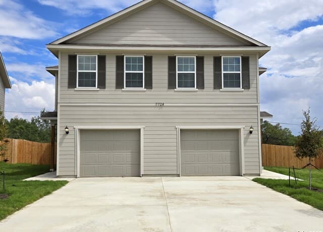 7724 Briarwood Unit 102 — photo 1