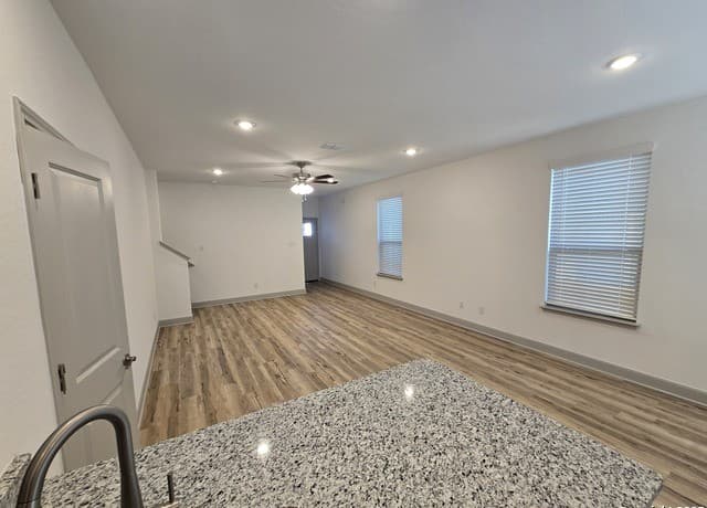 7724 Briarwood Unit 102 — photo 4