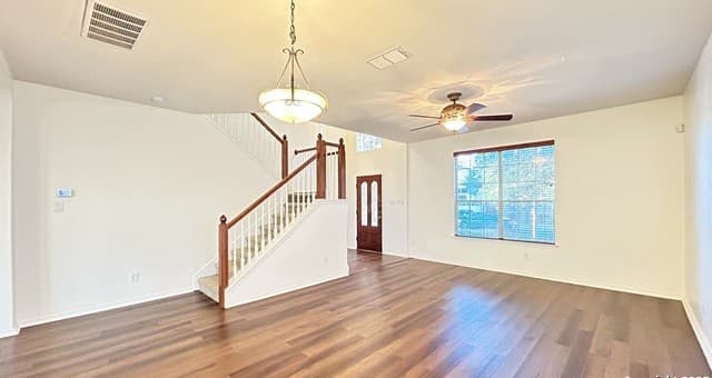 11015 Mustang Spring — photo 3