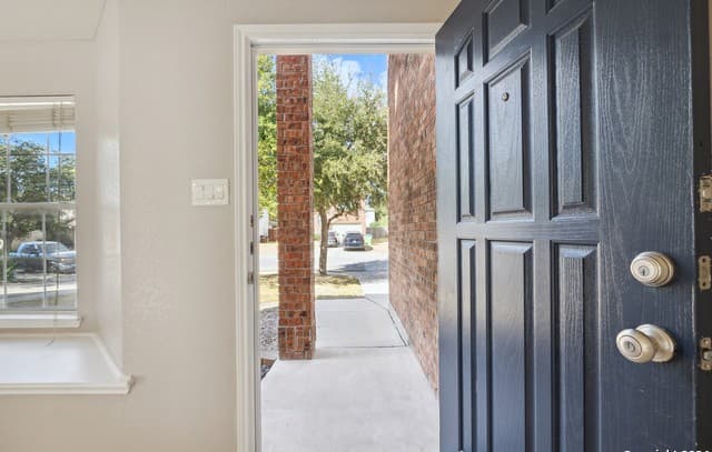 11054 Barclay Pt — photo 4