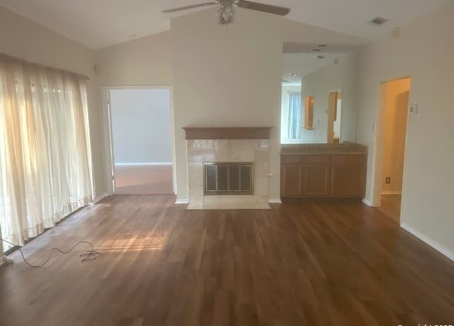 4302 Mill Bend — photo 2