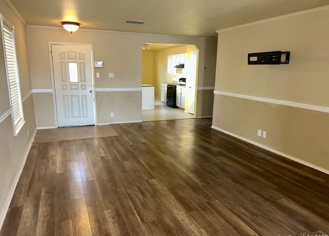 219 Mallow Grv — photo 3