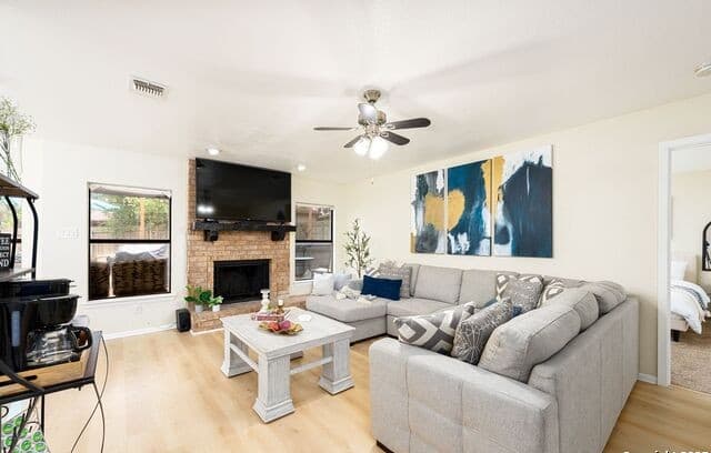 8410 Oak Fence — photo 3