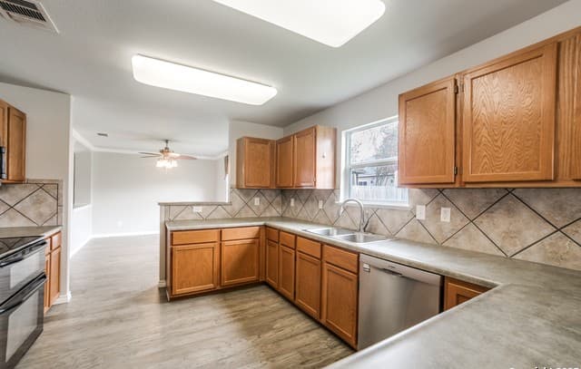 10110 Oak Saddle — photo 5