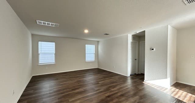 11418 Long Rider — photo 4