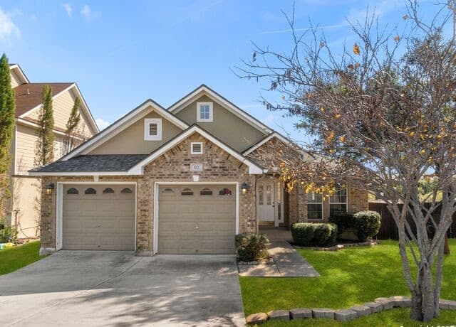 102 Lindseys — photo 3