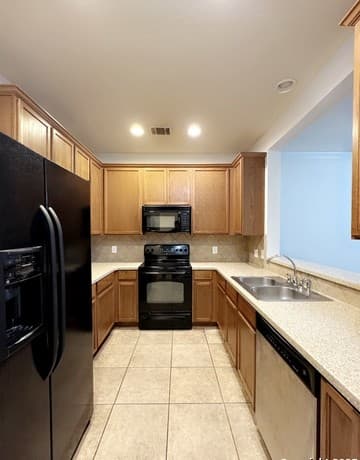 2509 Grayson Cir — photo 5