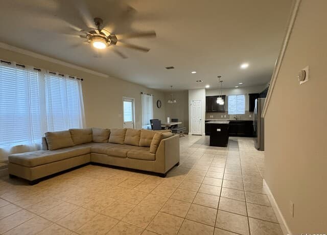 1422 Kedros — photo 4