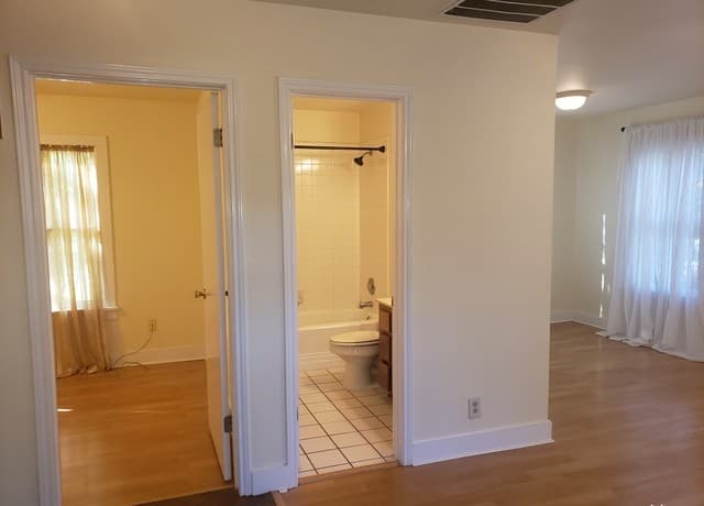 111 N Brackenridge — photo 5