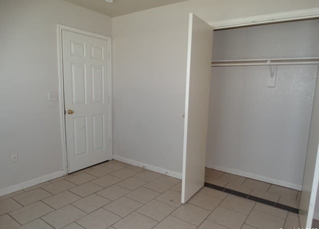 6303 Heathers Run — photo 5