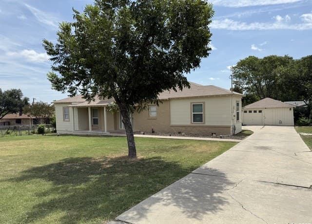 1214 Sutton — photo 3