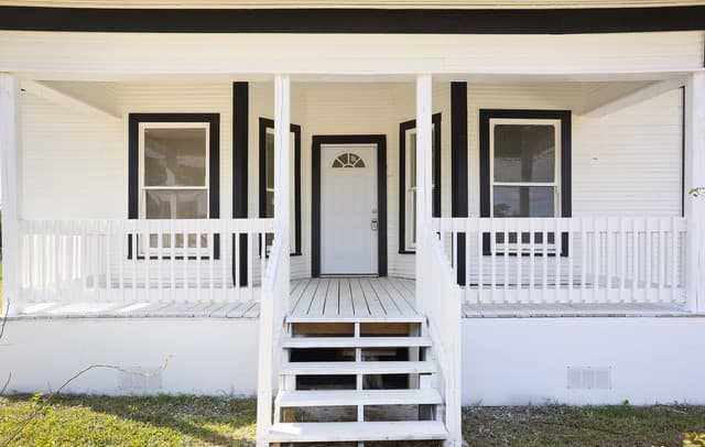 804 Cantrell — photo 4