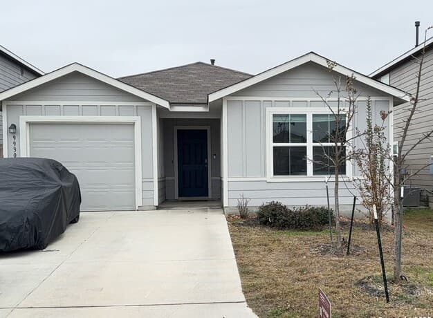 9930 Spotted Rose — photo 1