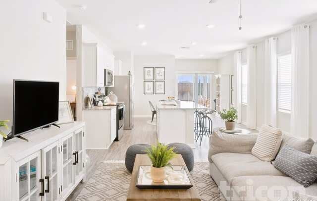 14303 Palm Ridge — photo 2