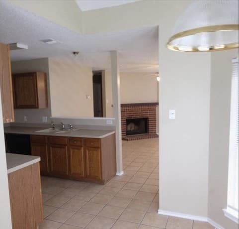 9818 Autumn Valley — photo 3