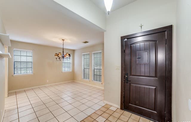 14911 Tamaron — photo 4