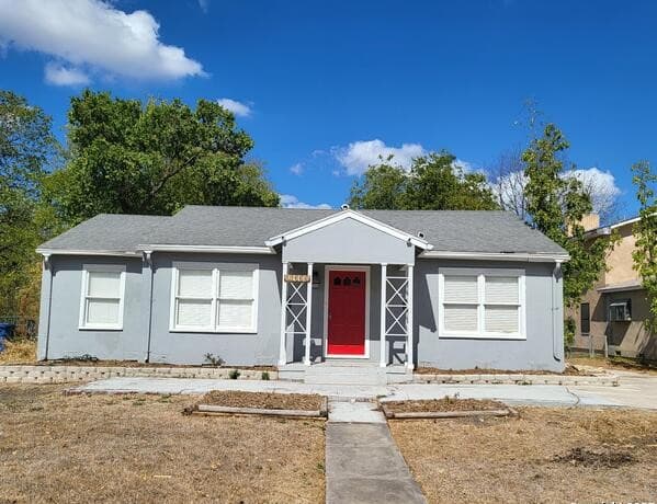 2443 W Huisache Ave Unit 1 — photo 1