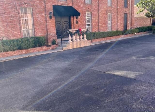 8033 N New Braunfels Unit 400 E — photo 1