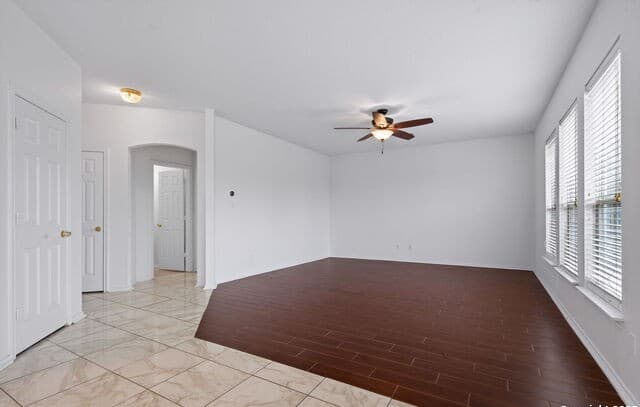 23211 Kaitlyn Cyn — photo 5