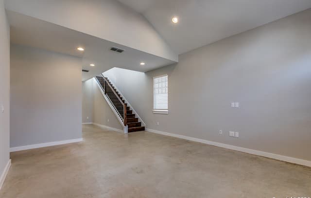 448 E Olmos Dr — photo 3