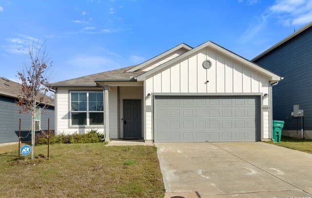 10243 Band Wagon — photo 1