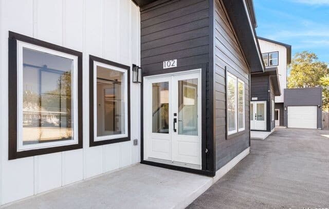 106 Bank St Unit 102 — photo 4