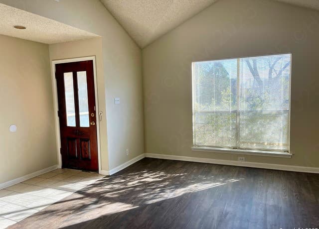 8600 Wood Wind — photo 4