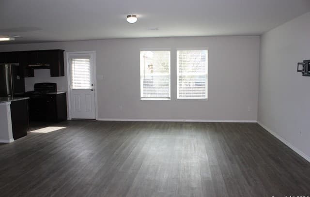 6522 Babcock Terrace — photo 3